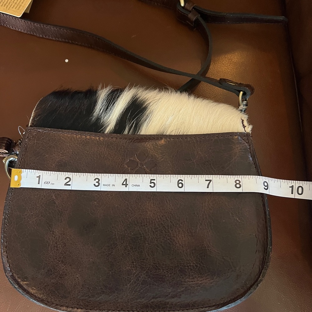 Patricia Nash crossbody. Two-Tone Fur Crossbody Bag. - Picture 4 of 7
